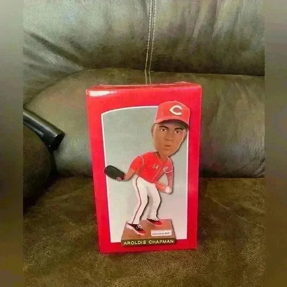 Cincinnati Reds Aroldis Chapman bobble head - Picture 1 of 4